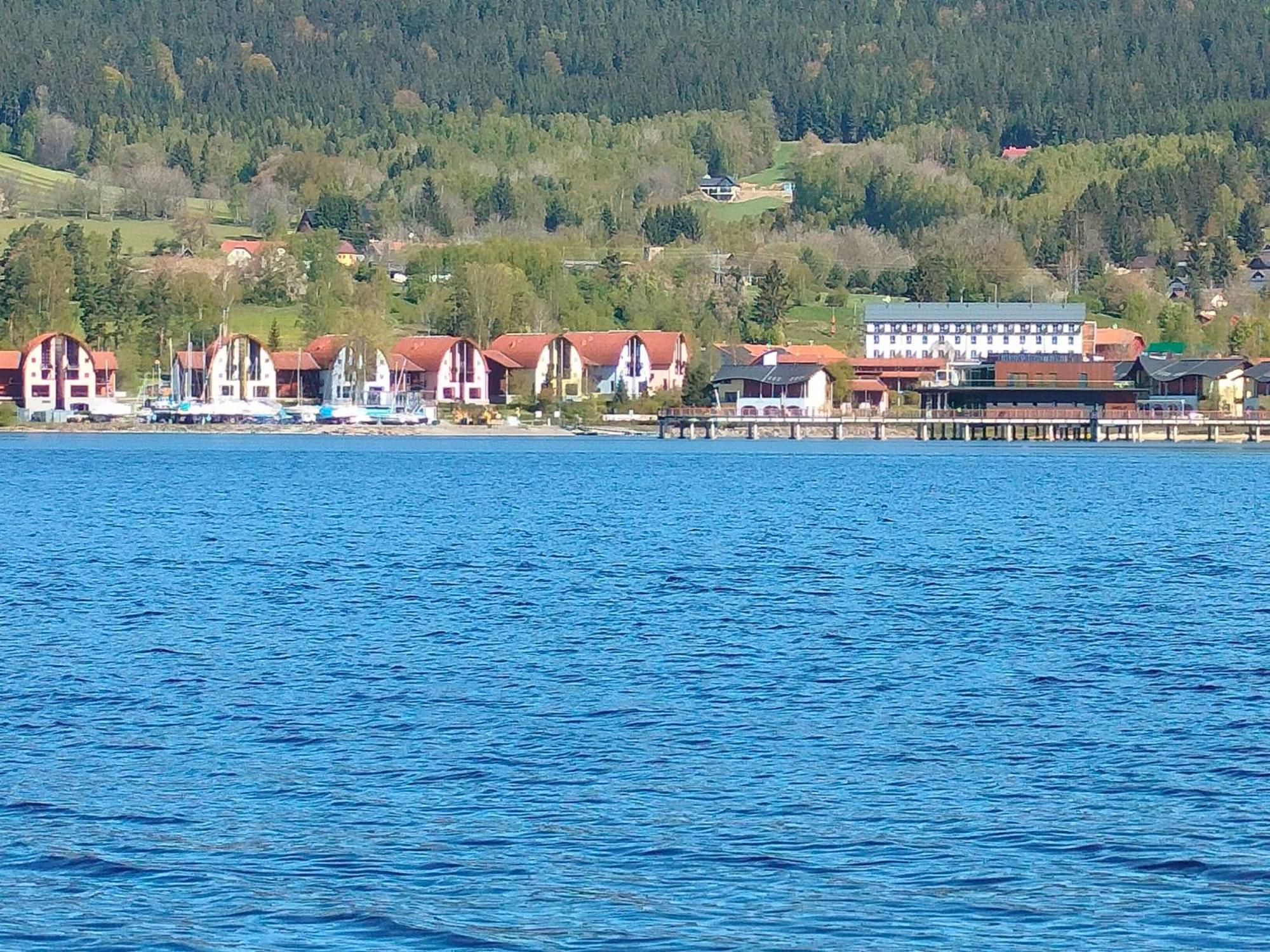 Apartman Aja - Lipno Nad Vltavou Exterior foto